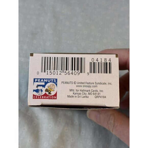 Hallmark 1998 Keepsake Snoopy Ornament A Snoopy Christmas Peanuts 5th in Series - Picture 4 of 10